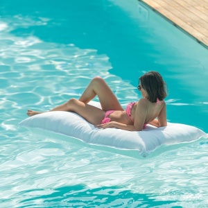 Ulisse - cuscino galleggiante da esterno in texfil sage green - Fiam - immagine 4