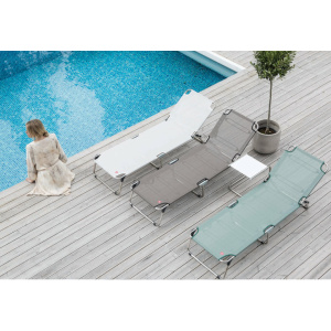 Lettino prendisole pieghevole Amigo top con tettuccio verde salvia - Fiam - immagine 2