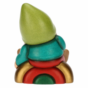 Gnomo Oliver su arcobaleno in ceramica Bosco Magico - Thun - immagine 4
