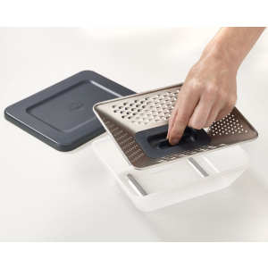 Grattugia 4 in 1 Prism con contenitore - Joseph Joseph - immagine 4
