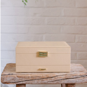 Portagioie in Ecopelle Denise beige 24x17x11 cm - Maison Scarlett